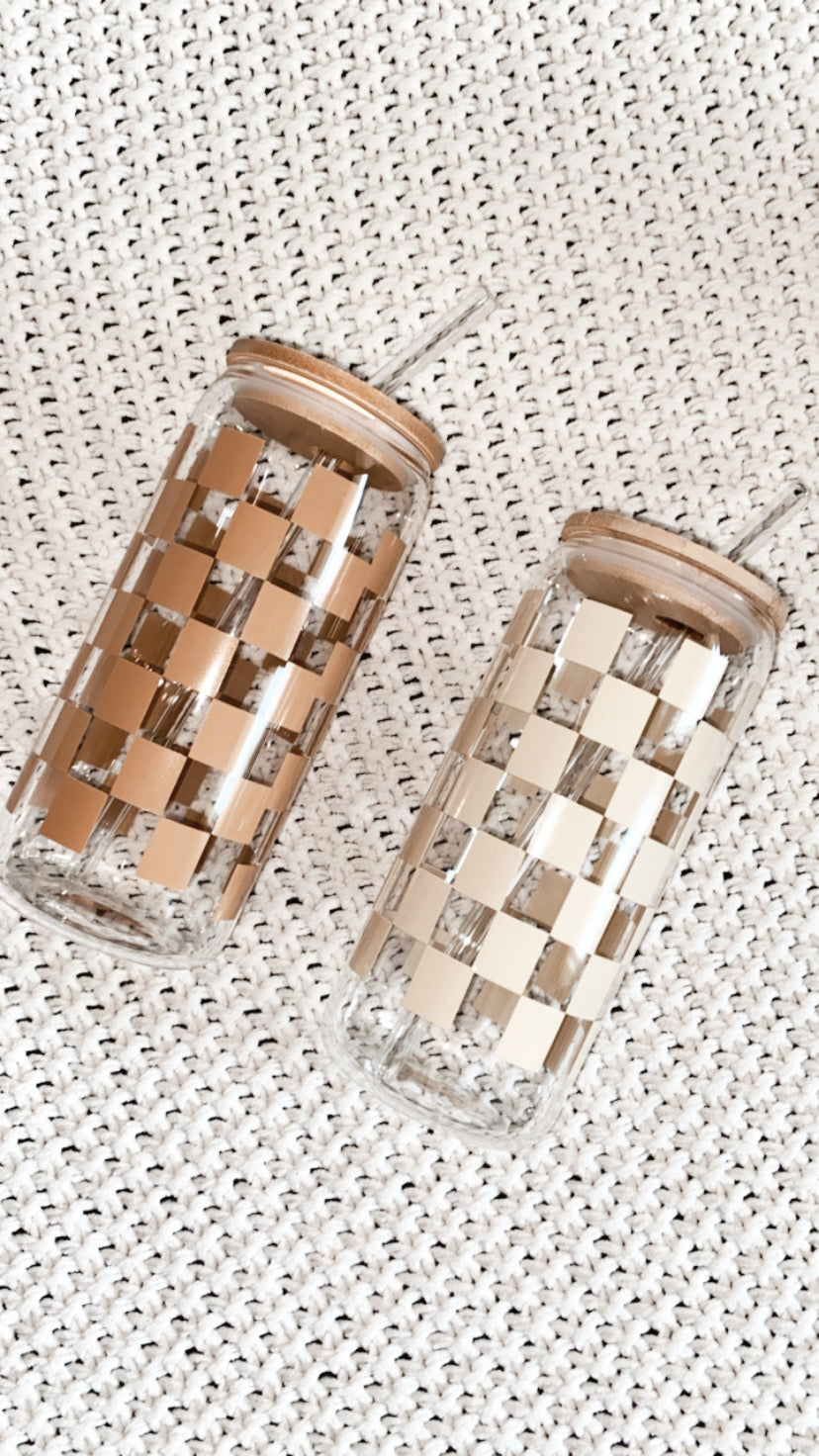 Checkered Glass cup (20 oz)
