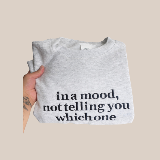Moody- Embroidered sweater