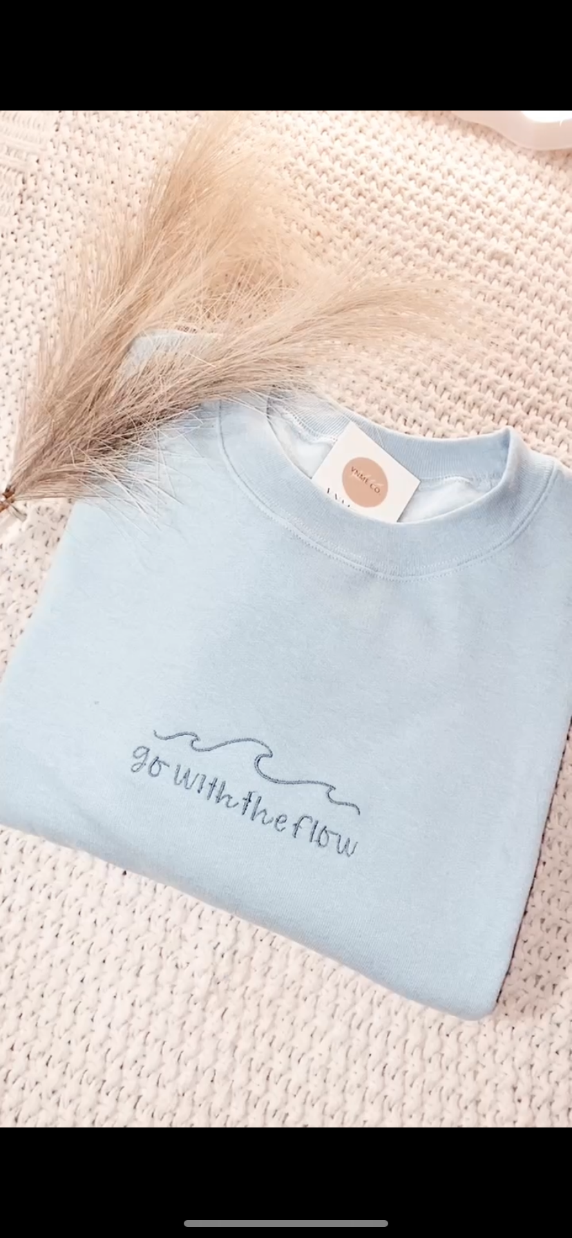 Go with the flow (Embroidered Sweater)